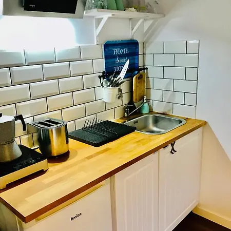 Apartman Z Balkonem Blisko Plazy *