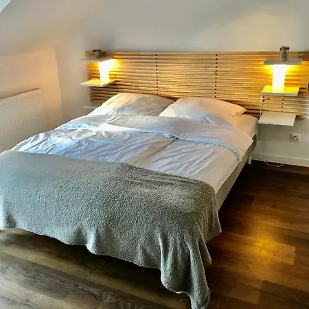 Apartman Z Balkonem Blisko Plazy